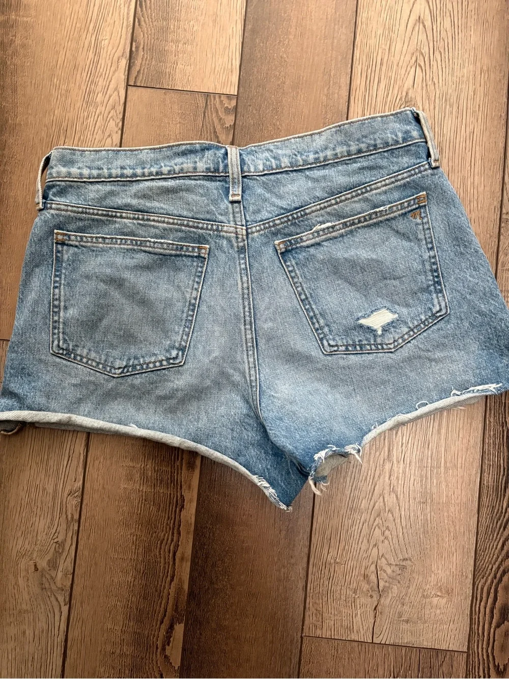 Madewell Relaxed Denim Shorts Madera Wash Side Slit Size 29